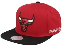 Chicago Bulls Back In Action Red/Black Snapback - Mitchell & Ness