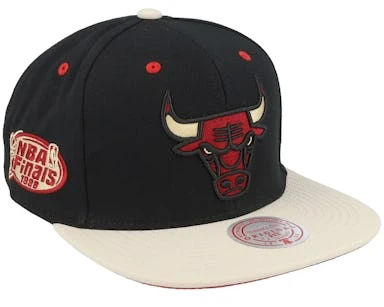 Chicago Bulls Pin Drop Black/Stone Snapback - Mitchell & Ness 1 Chicago Bulls Pin Drop Black/Stone Snapback - Mitchell & Ness